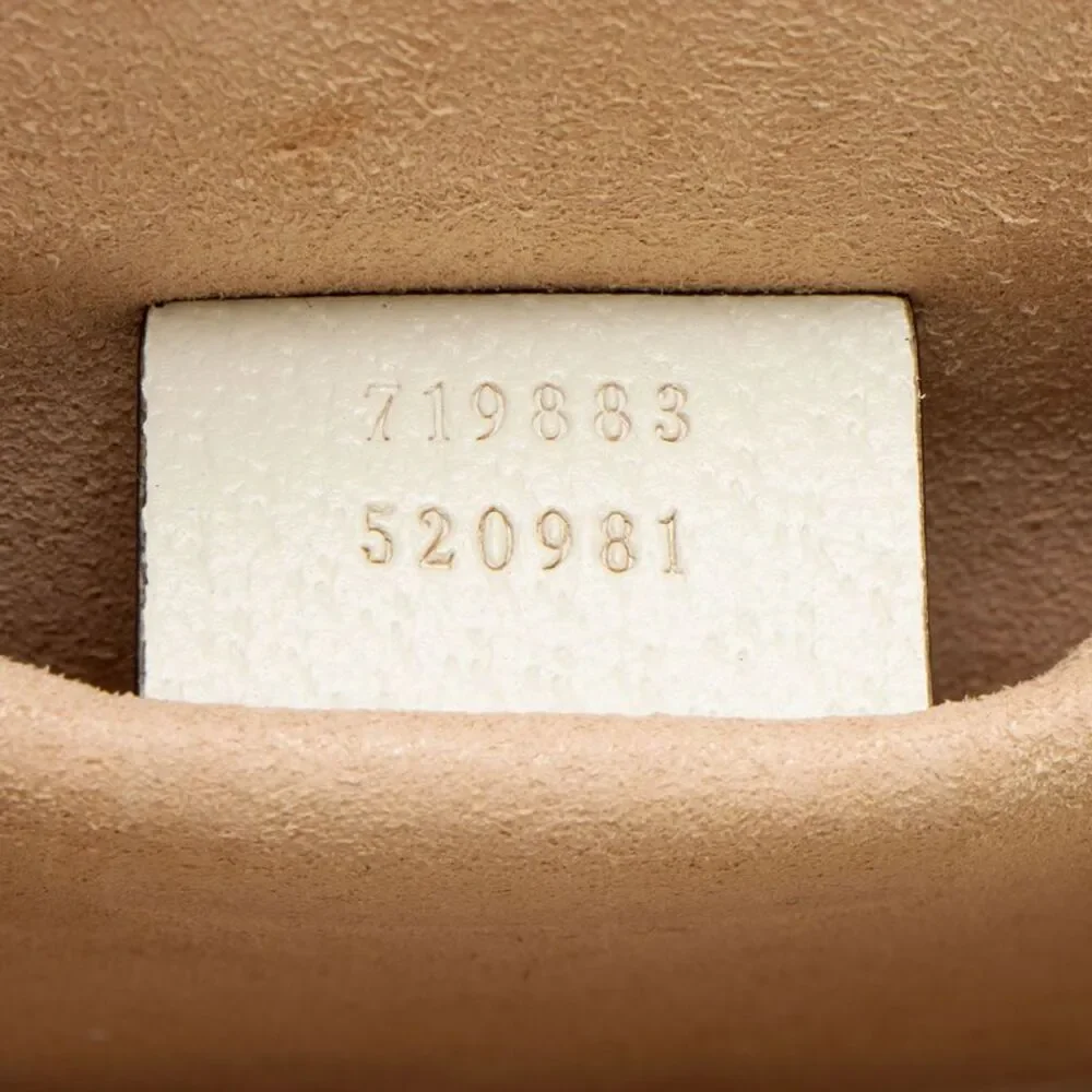 Gucci italian fashion